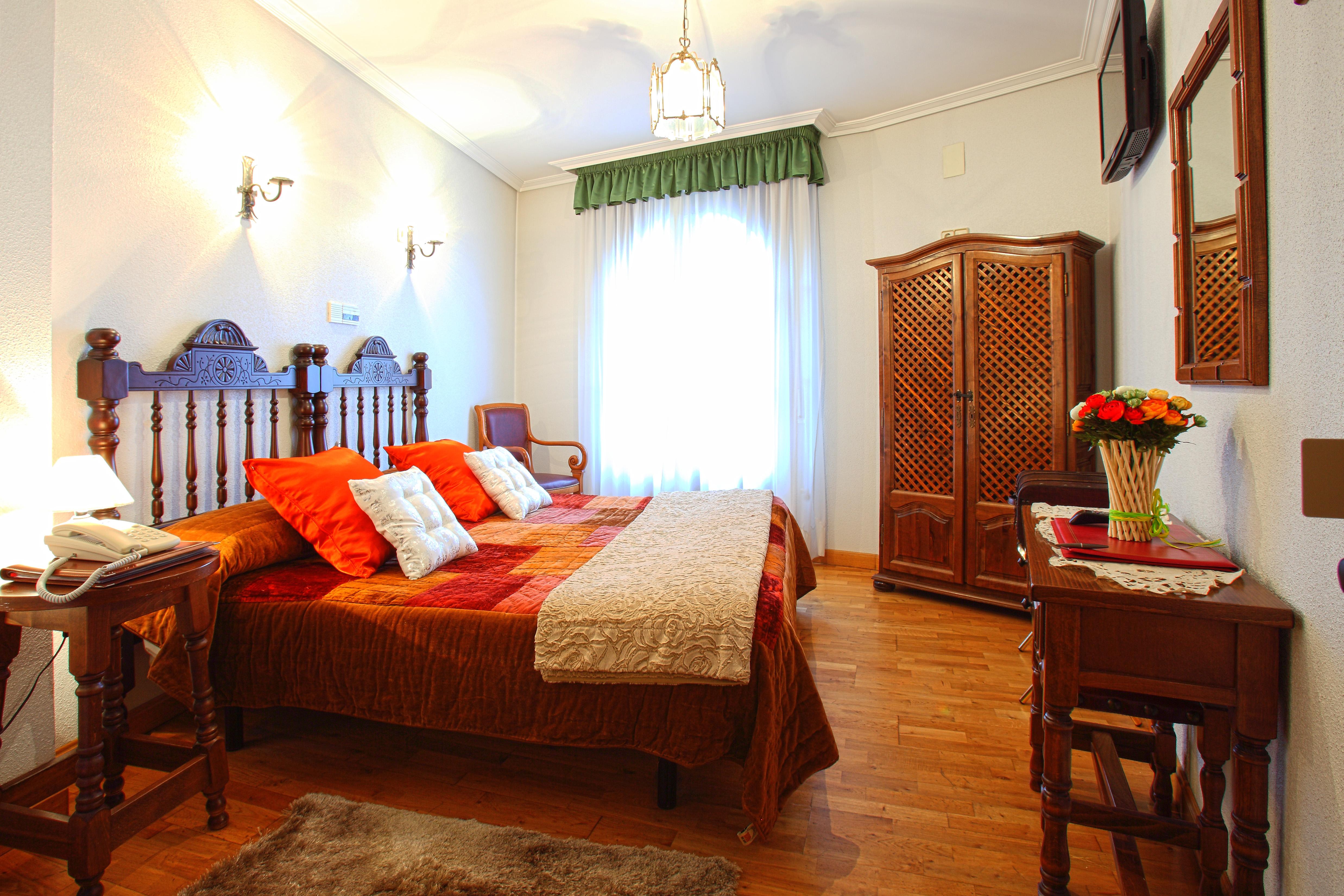 Hotel Merindad de Olite Habitación foto