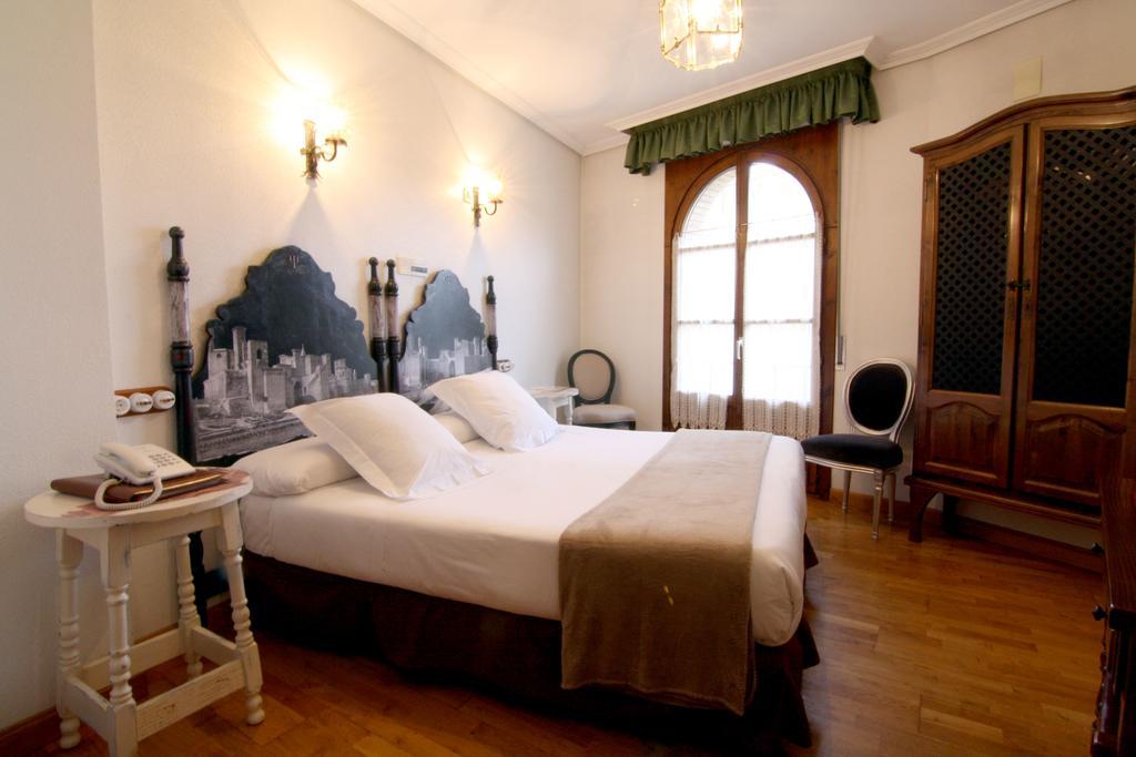 Hotel Merindad de Olite Exterior foto