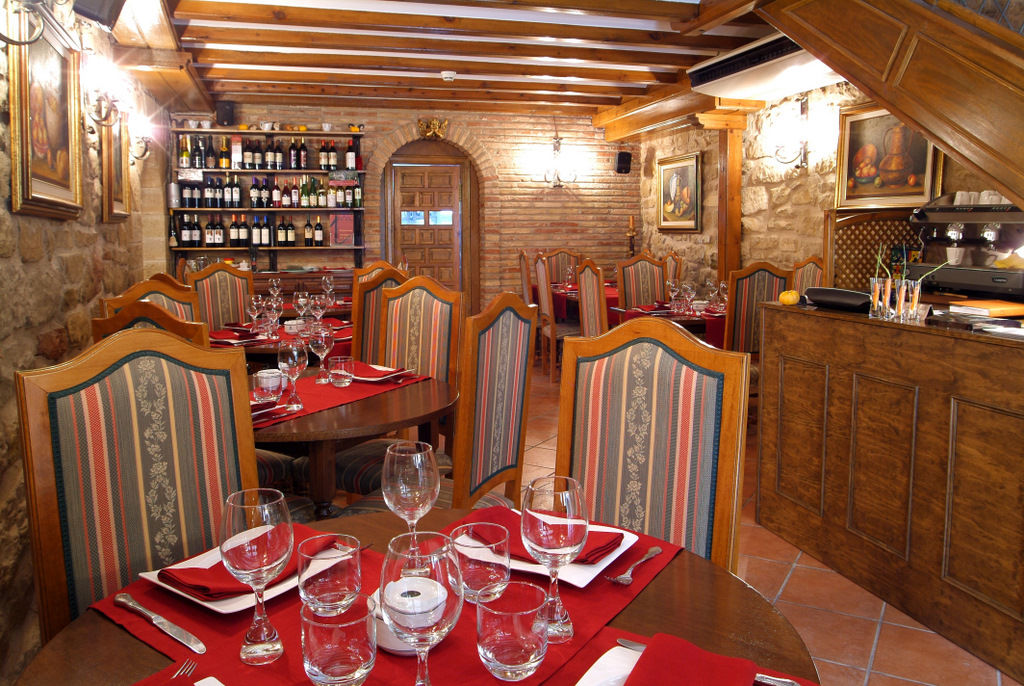 Hotel Merindad de Olite Restaurante foto